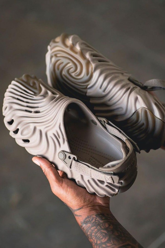 Crocs Pollex Showcase